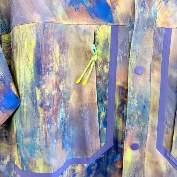 Lululemon Water-Repellent Hiking Short Sleeve Shirt Size Large - Picture 8 of 9